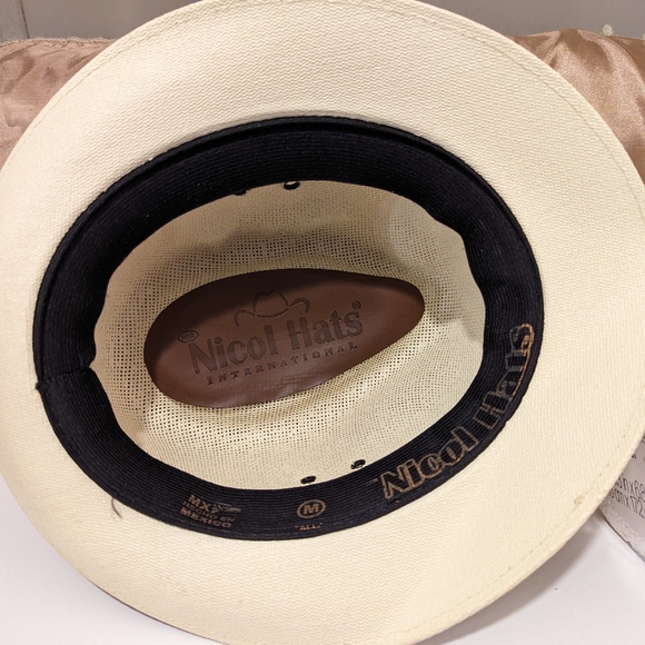 Nicol Hats International - Picture 3 of 3